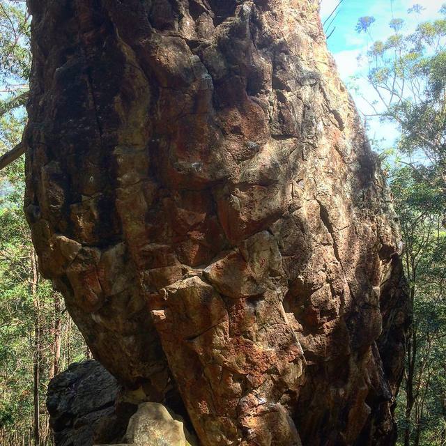Rocks to climb! 
#climbing #owlpillar #ngangan #glasshouse #365