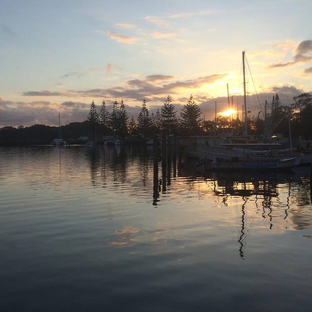 #sunrise #marina #reflection #water #boats #365
