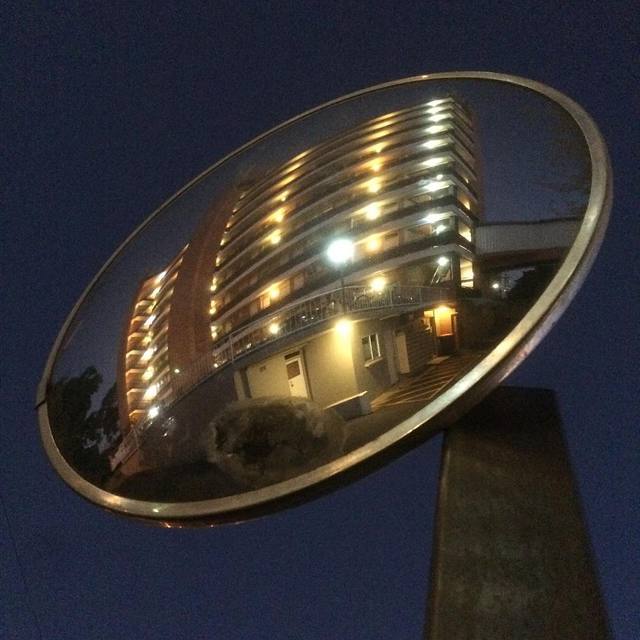 #reflection #mirror #twilight #buildings #convex #nofilter #365