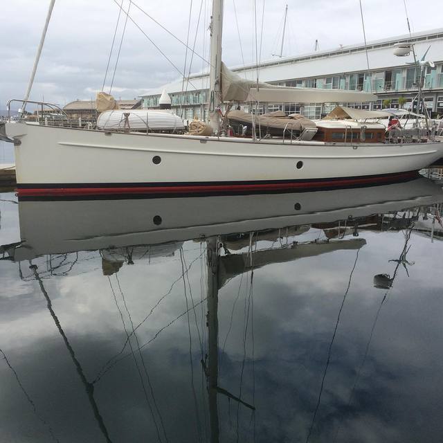 Morning reflection 
#reflection #water #sailingboat #boat #365